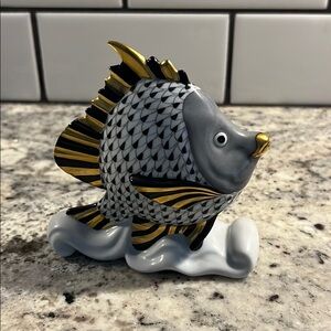 Herend Hvngary hand painted tropical fish